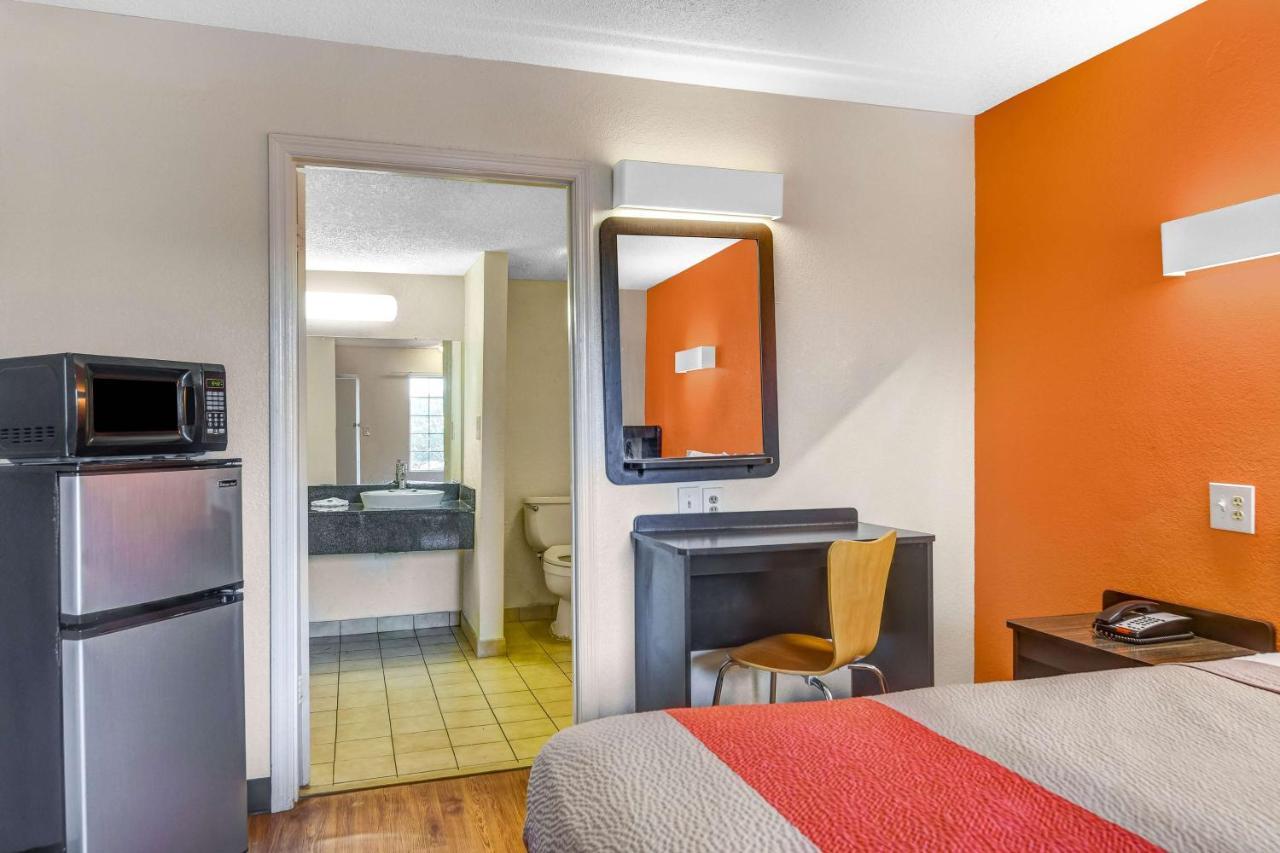 Motel 6-Calhoun, Ga Екстер'єр фото